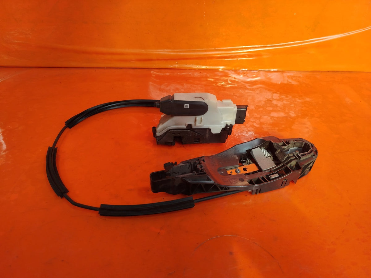 2020 Vauxhall Combo MK4 Left Side Sliding Door Lock 16943540 Warranty A414 - Image 4