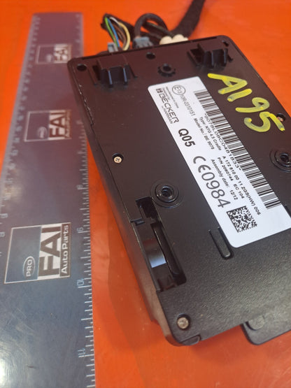✅Mercedes W176 A180 1.5 Diesel 2013 NAVIGATION CONTROL MODULE A1728100011 A195 - Image 4