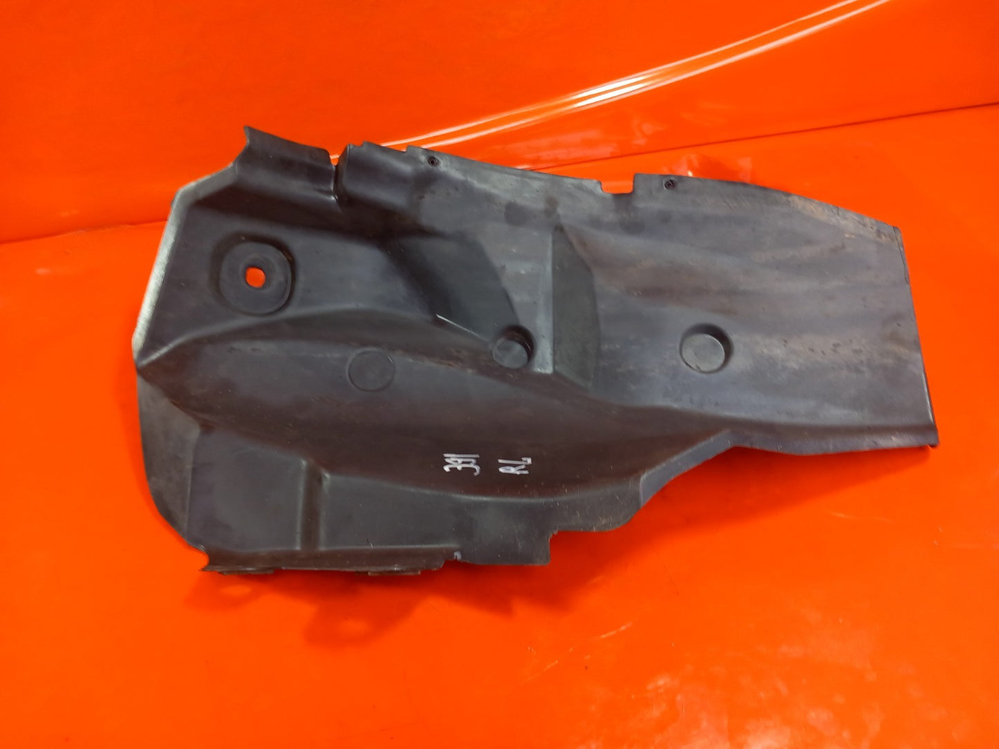 2024 Dacia Jogger Wheel Arch Liner Rear Left 767498644R Warranty A391 - Image 11