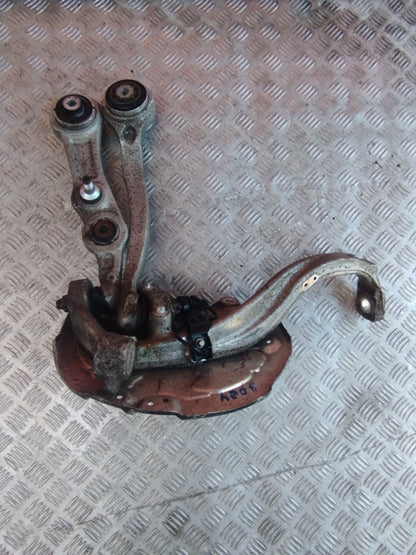 Mercedes W205 C220 2.1 Diesel 2014 Front Left Wheel Hub 2052100 Warranty A084 - Image 2