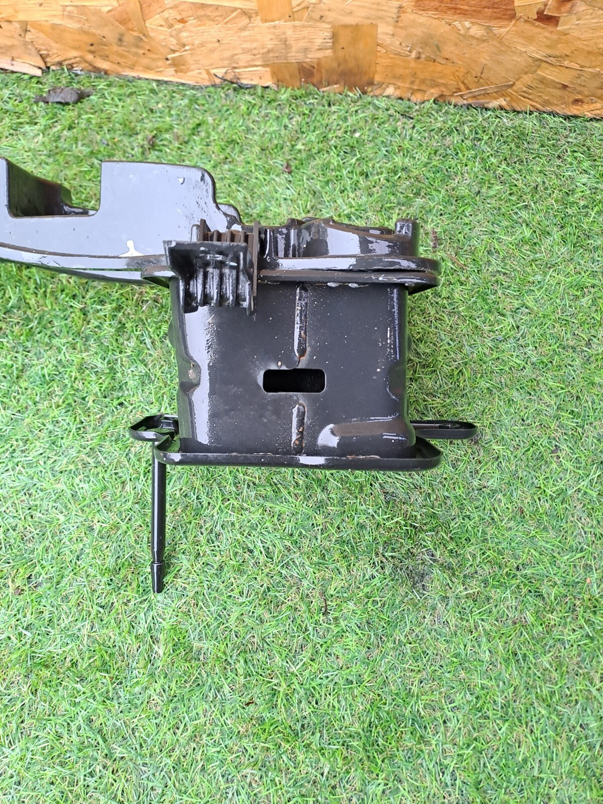 Hyundai Ioniq 5 Namsan 2024 REAR BUMPER CRASH BAR 86631-GI000 Warranty A226 - Image 11