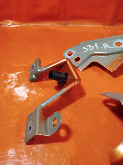 ✅2025 RENAULT CLIO V B7 WING FENDER BRACKETS RIGHT 641C04310R + WARRANTY A331 - Image 4