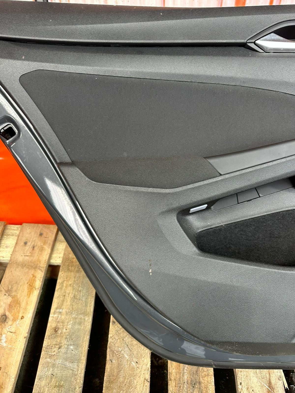 ✅2020 VW GOLF STYLE MK8 REAR LEFT DOOR GREY C7Q + WARRANTY A352 - Image 4