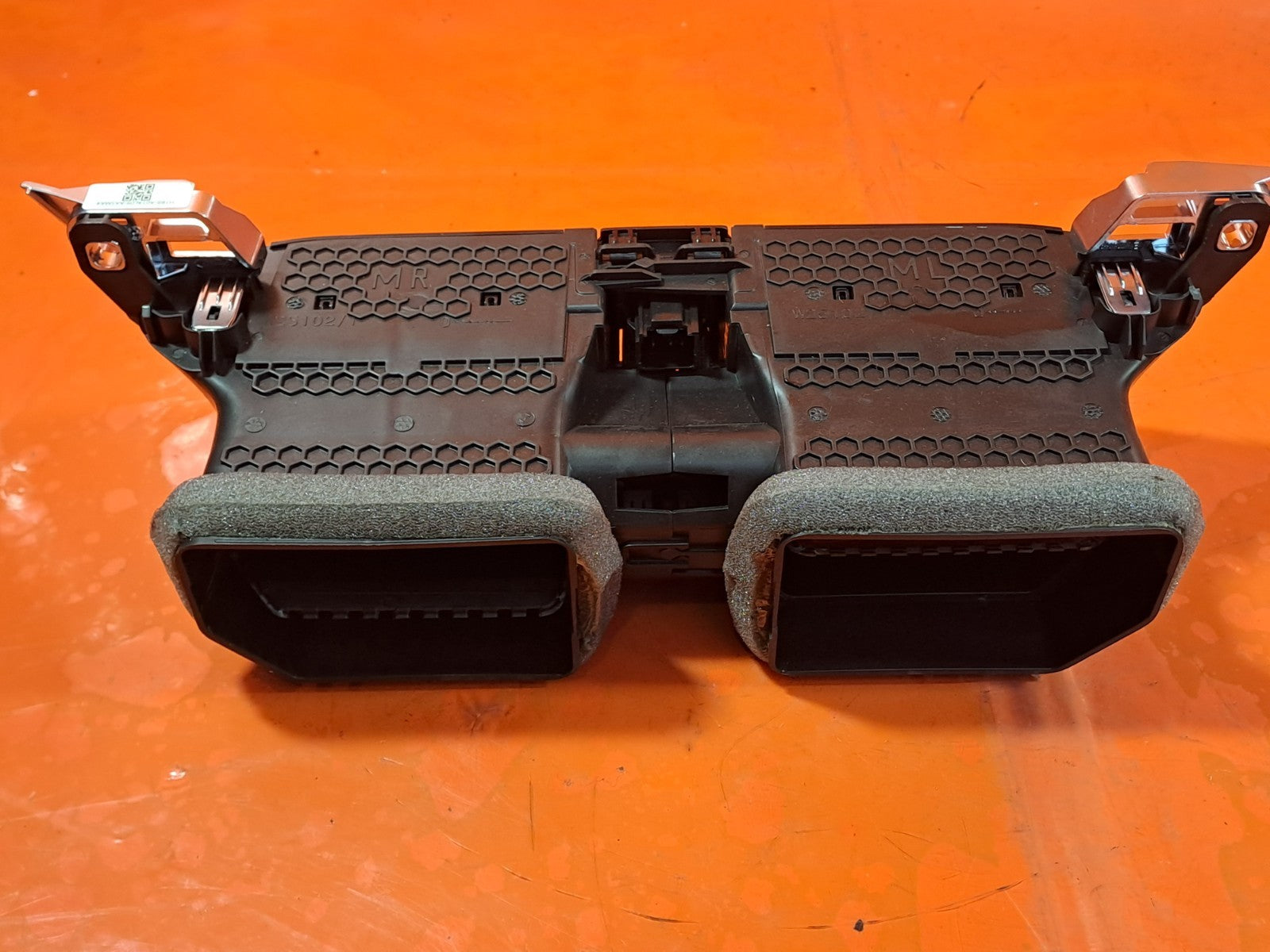 ebay-src:https://i.ebayimg.com/00/s/mtiwmfgxnjaw/z/btkaaeswsojpamvl/$_57.jpg