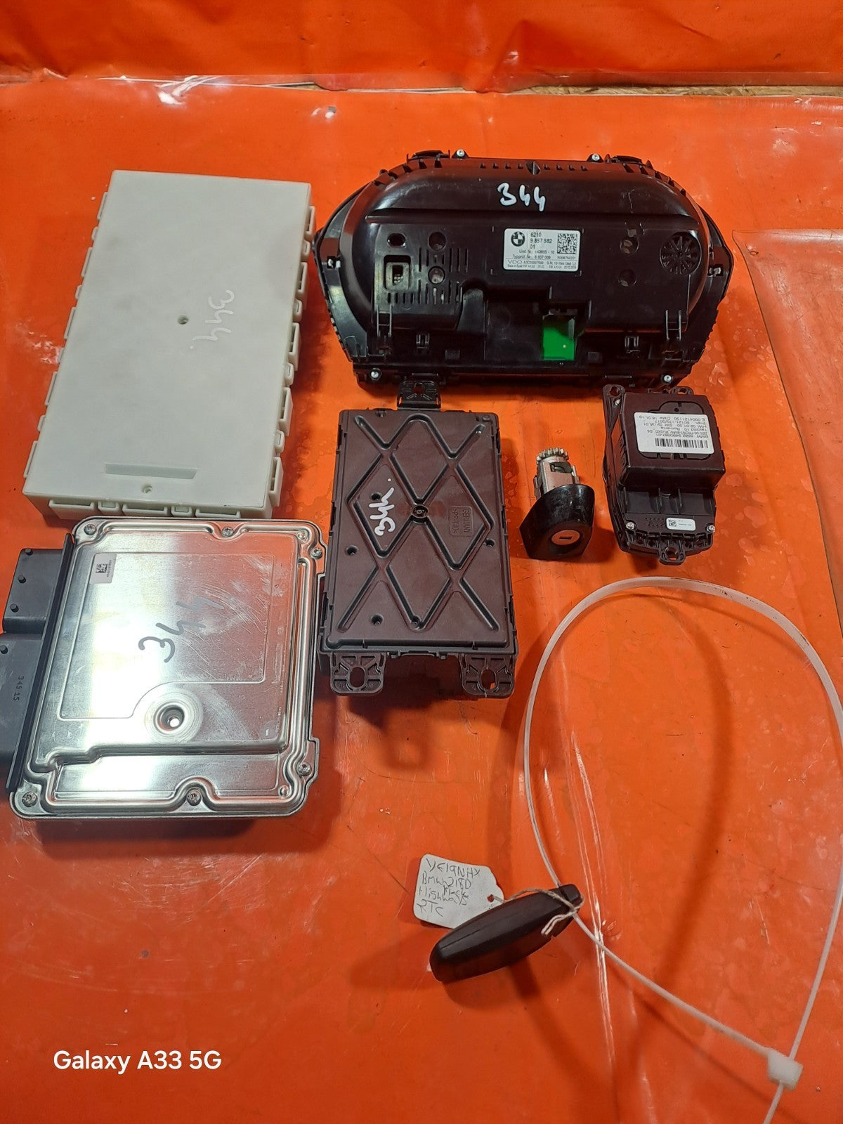 ebay-src:https://i.ebayimg.com/00/s/mtywmfgxmjaw/z/vcqaaeswh1bpeegu/$_57.jpg