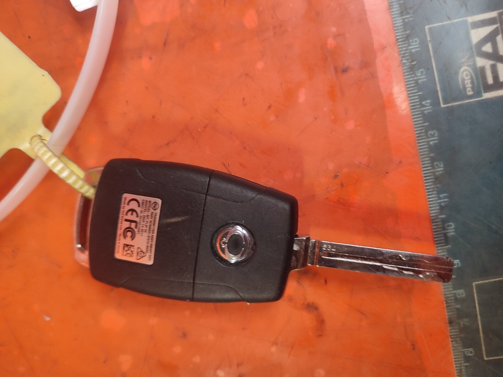 ✅2016 SSANGYONG TIVOLI ELX 3 BUTTON REMOTE FLIP KEY FOB 87510-35050 + WARRANTY - Image 2