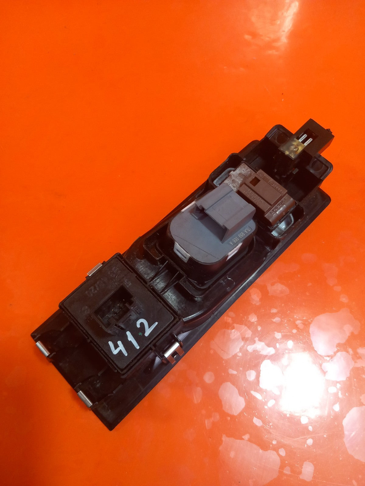 2021 VW Transporter T30 Driver Side Window Switch 7LA868247P Warranty A412 - Image 3