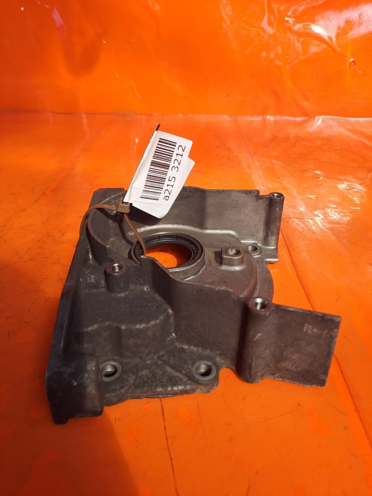 ✅Volkswagen Transporter T30 Hline 180 2.0 Diesel 2015 CRANKSHAFT SEAL COVER - Image 2