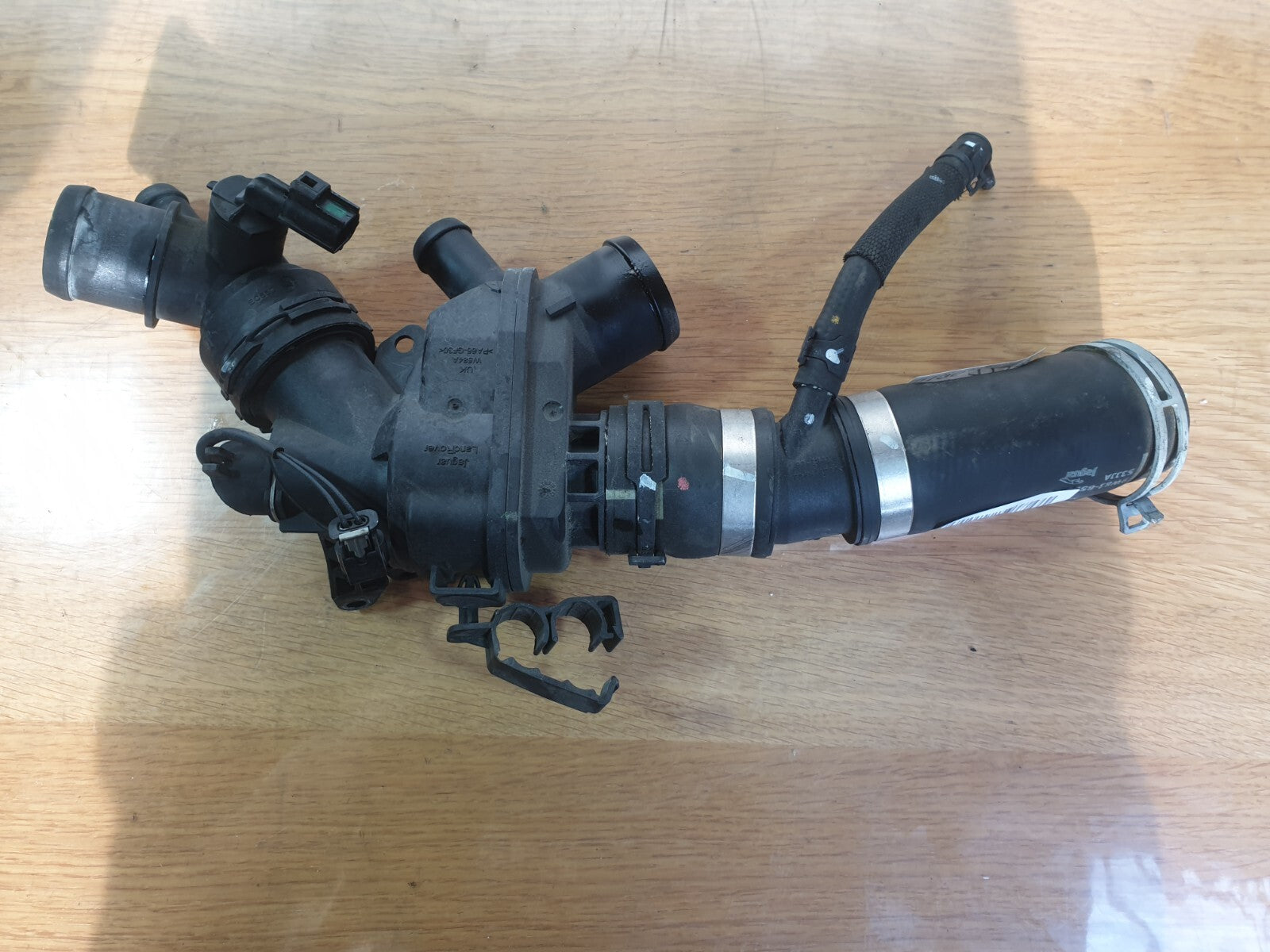 ✅2017 JAGUAR F-PACE X761 3.0P COOLANT THERMOSTAT HOUSING ASSEMBLY +WARRANTY A196 - Image 4