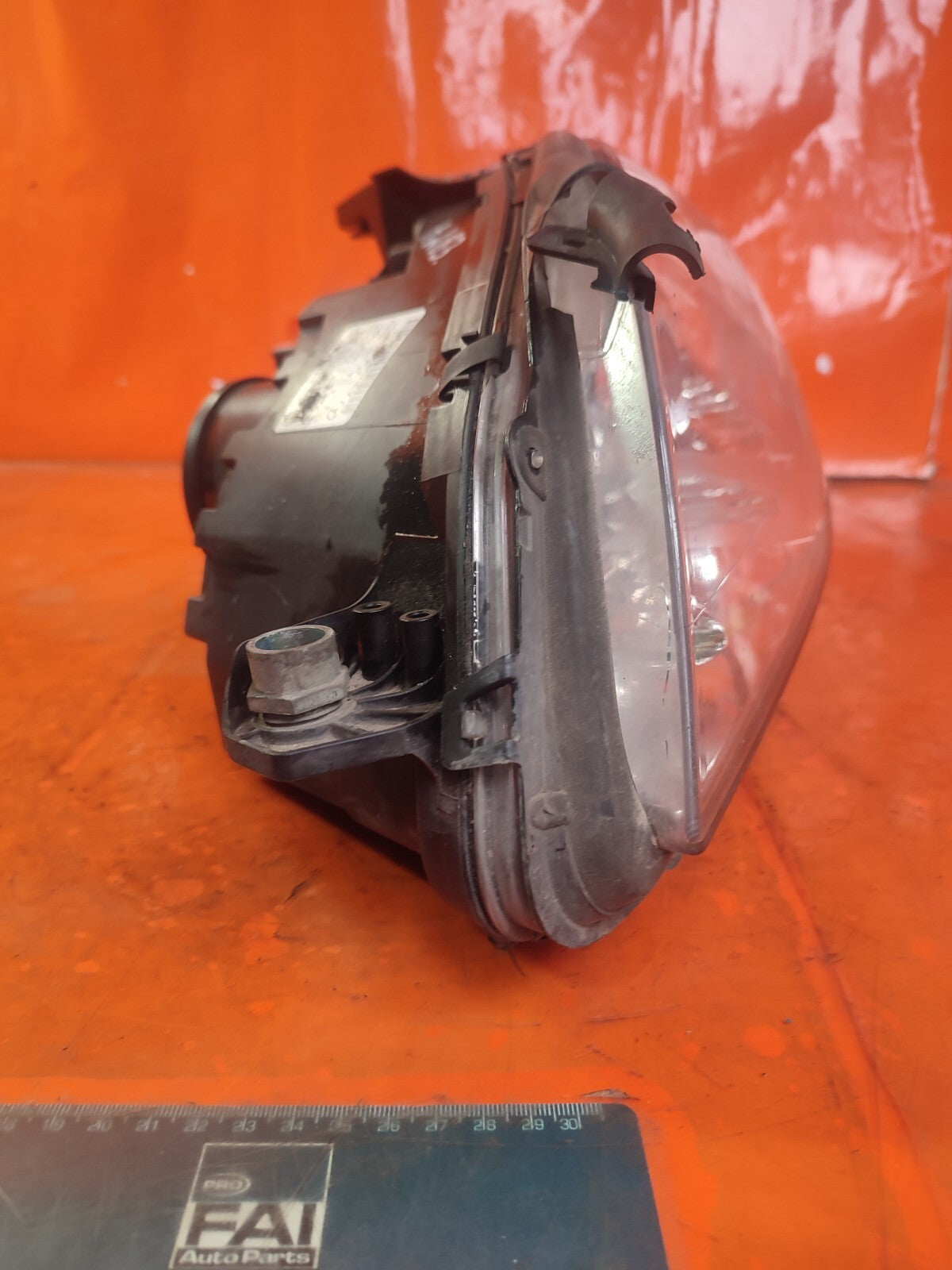 ✅2011 MERCEDES C CLASS W204 FRONT LEFT HEADLIGHT A2049065303 + WARRANTY - Image 6