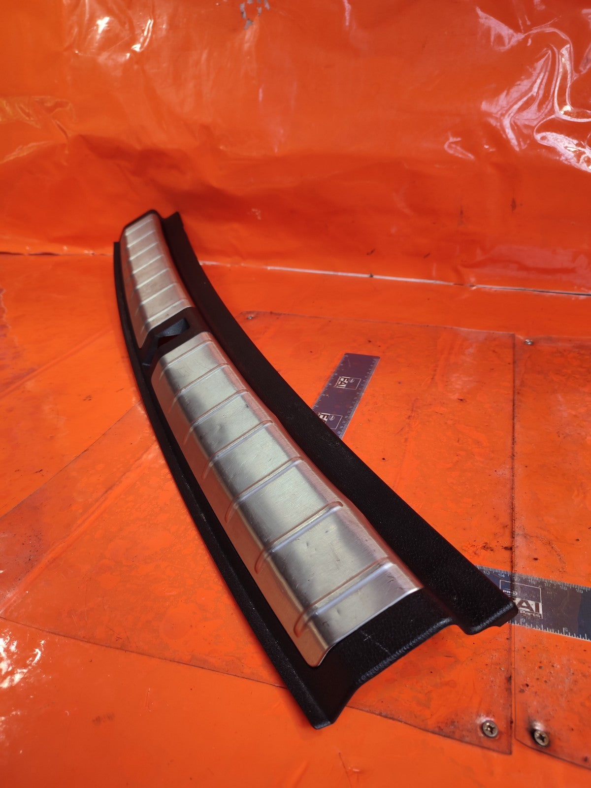 ✅BMW X1 F48 2.0 PETROL 2018 TRUNK BOOT LOADING SILL PANEL 7413689 Warranty A303 - Image 6