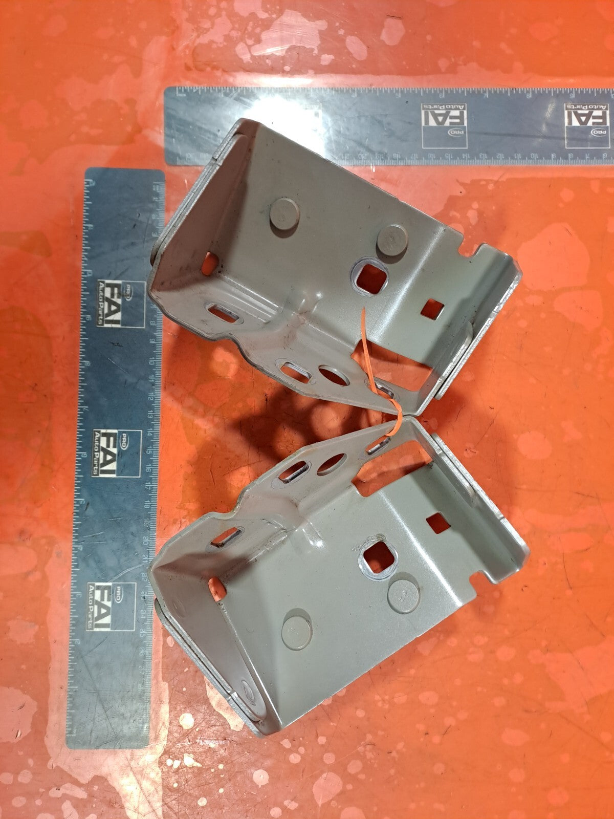 ✅Renault Trafic III Sl27 Sport 2016 1.6 Diesel BONNET HINGES 93451643B 98451653B - Image 4