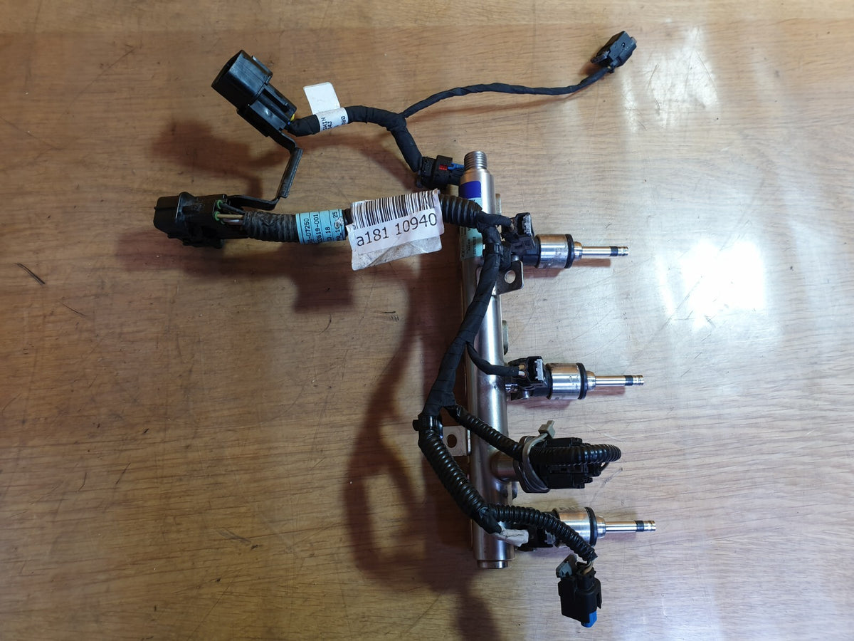 ebay-src:https://i.ebayimg.com/00/s/mtiwmfgxnjaw/z/wxaaaoswgvnmthaq/$_57.jpg