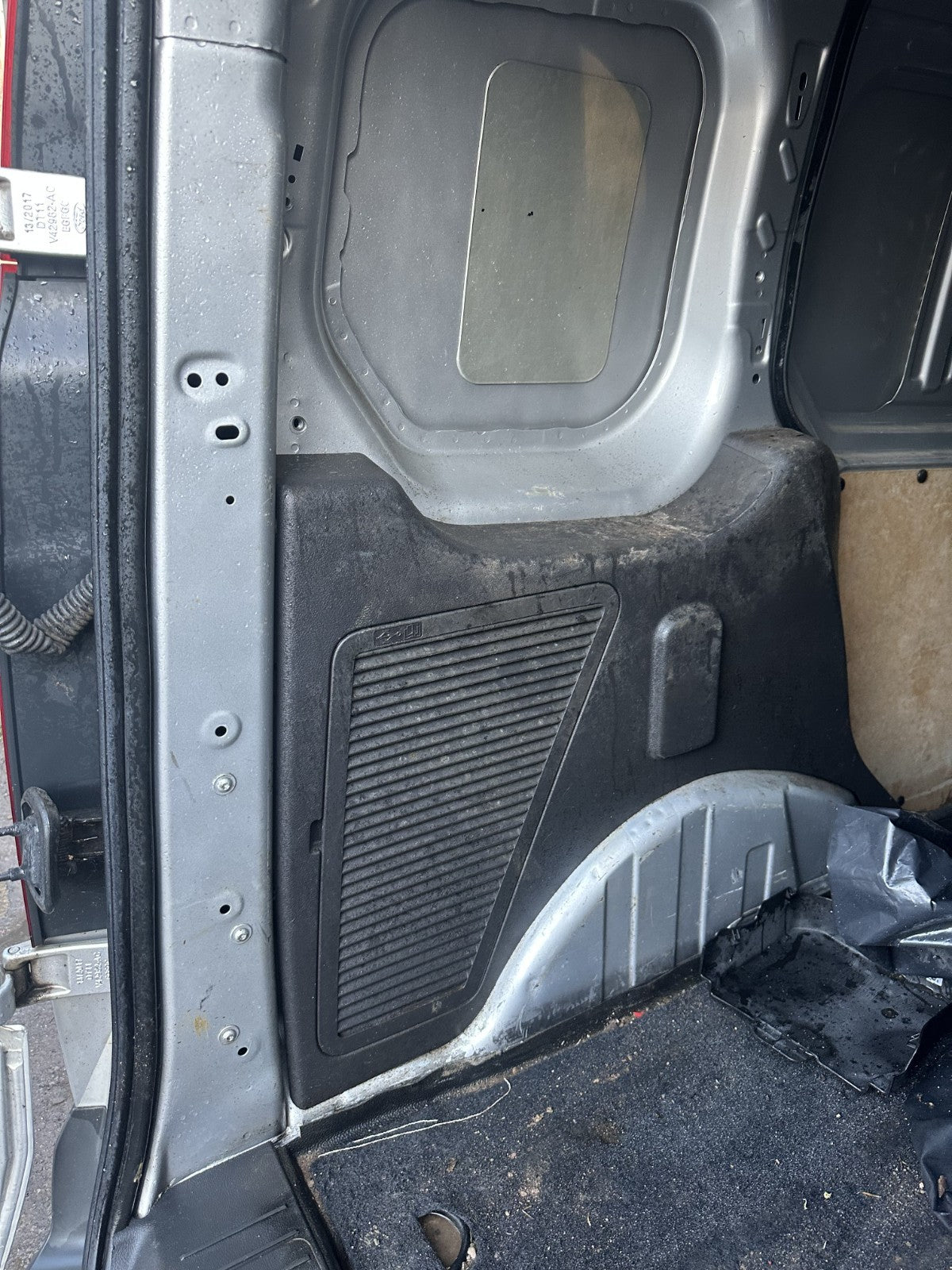 ✅2017 FORD TRANSIT CONNECT LEFT SIDE TAILGATE TRIM PANEL + WARRANTY A369 - Image 1