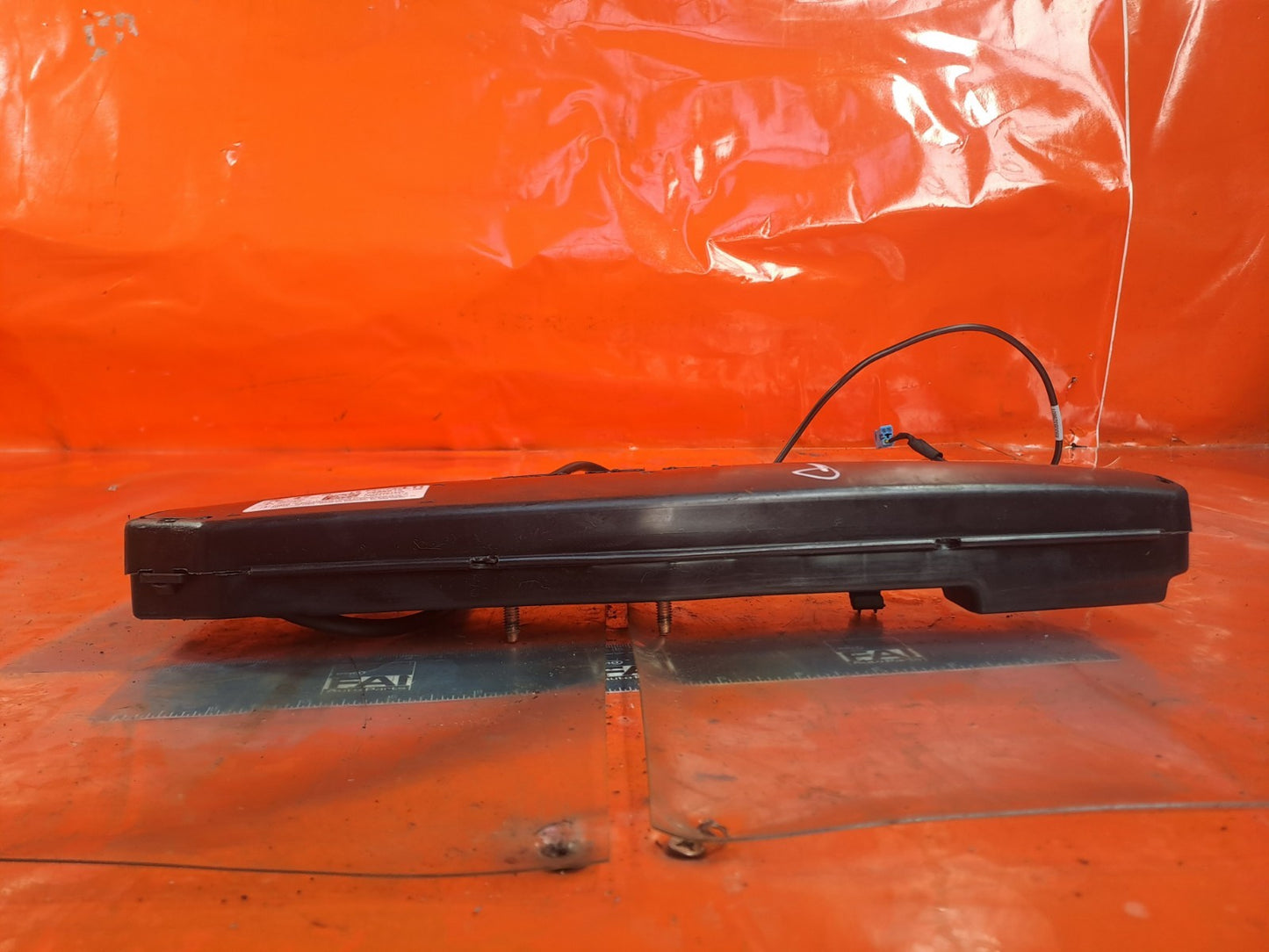 ebay-src:https://i.ebayimg.com/00/s/mtiwmfgxnjaw/z/zsiaaeswusnpjvc4/$_57.jpg