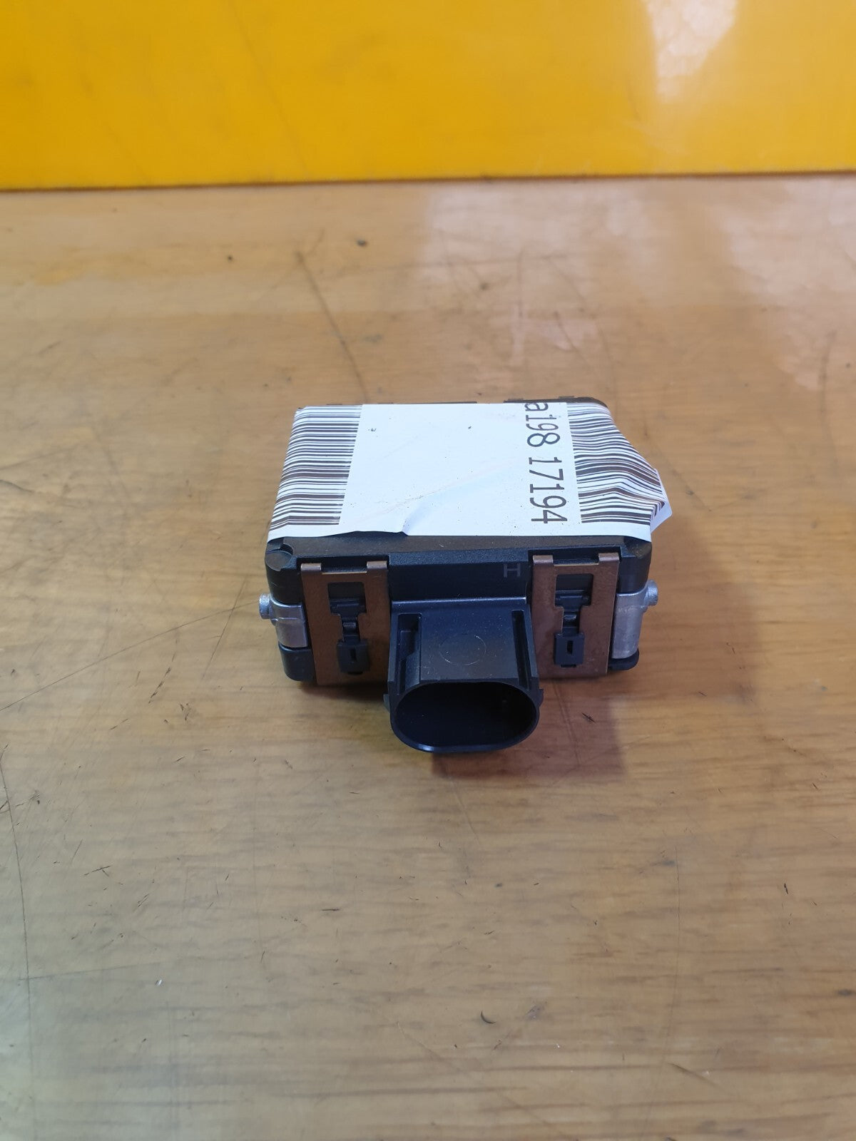 ebay-src:https://i.ebayimg.com/00/s/mtywmfgxmjaw/z/gkuaaoswvtzmmnvt/$_57.jpg