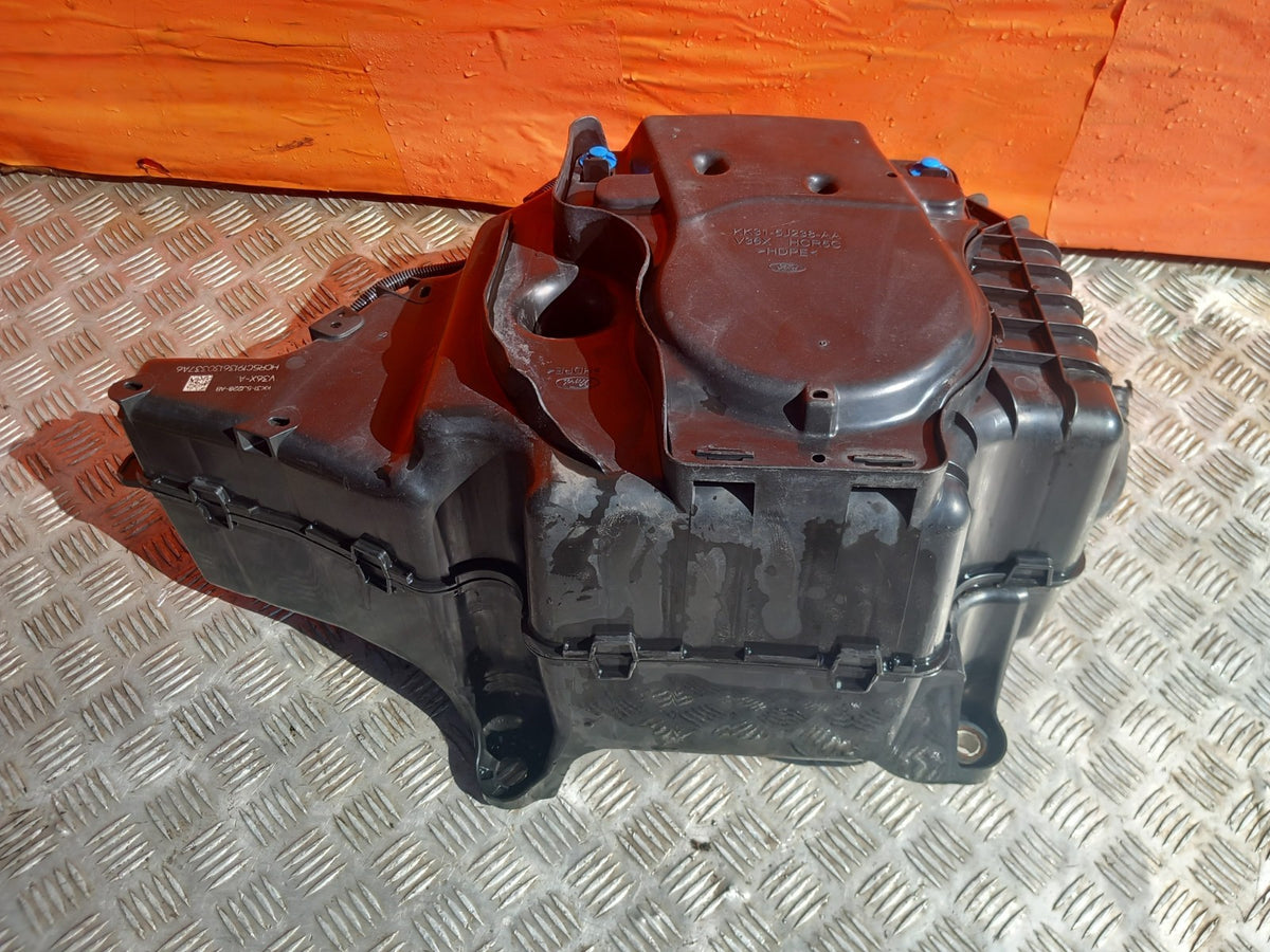 ebay-src:https://i.ebayimg.com/00/s/mtiwmfgxnjaw/z/ycuaaeswqjhqmrq0/$_57.jpg