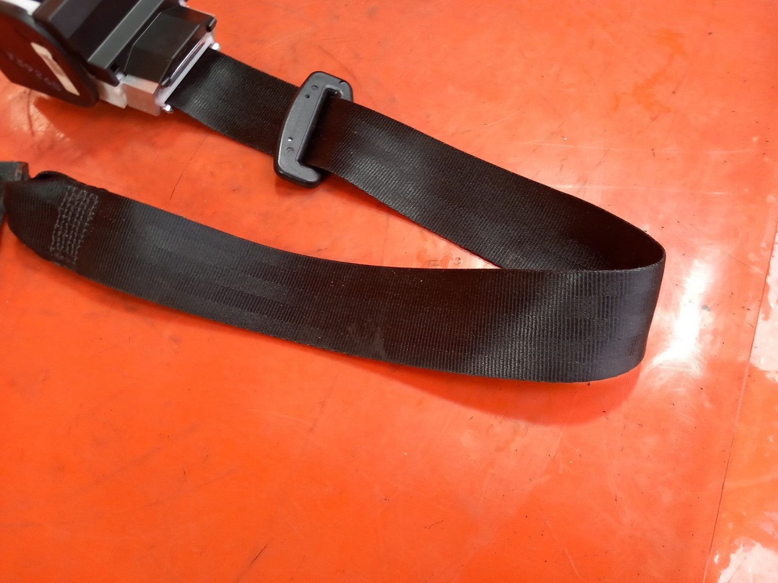 Ford Tourneo Custom 2.2 Diesel 2016 Front Centre Seat Belt BK21V611B61ADW A411 - Image 5