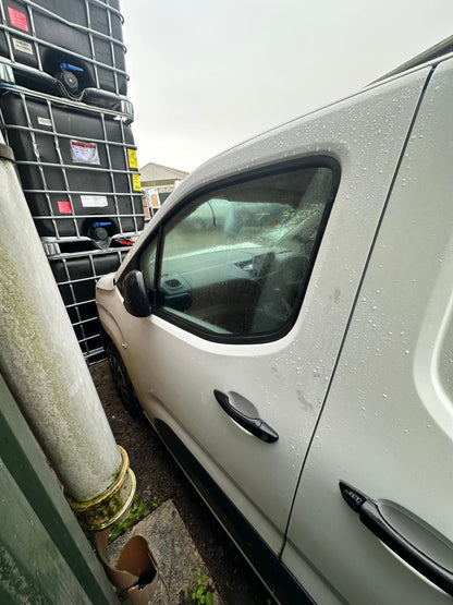 ✅Citroen Berlingo 650 1.5 Diesel 2020 Front Left Door Bare White Warranty A381 - Image 1