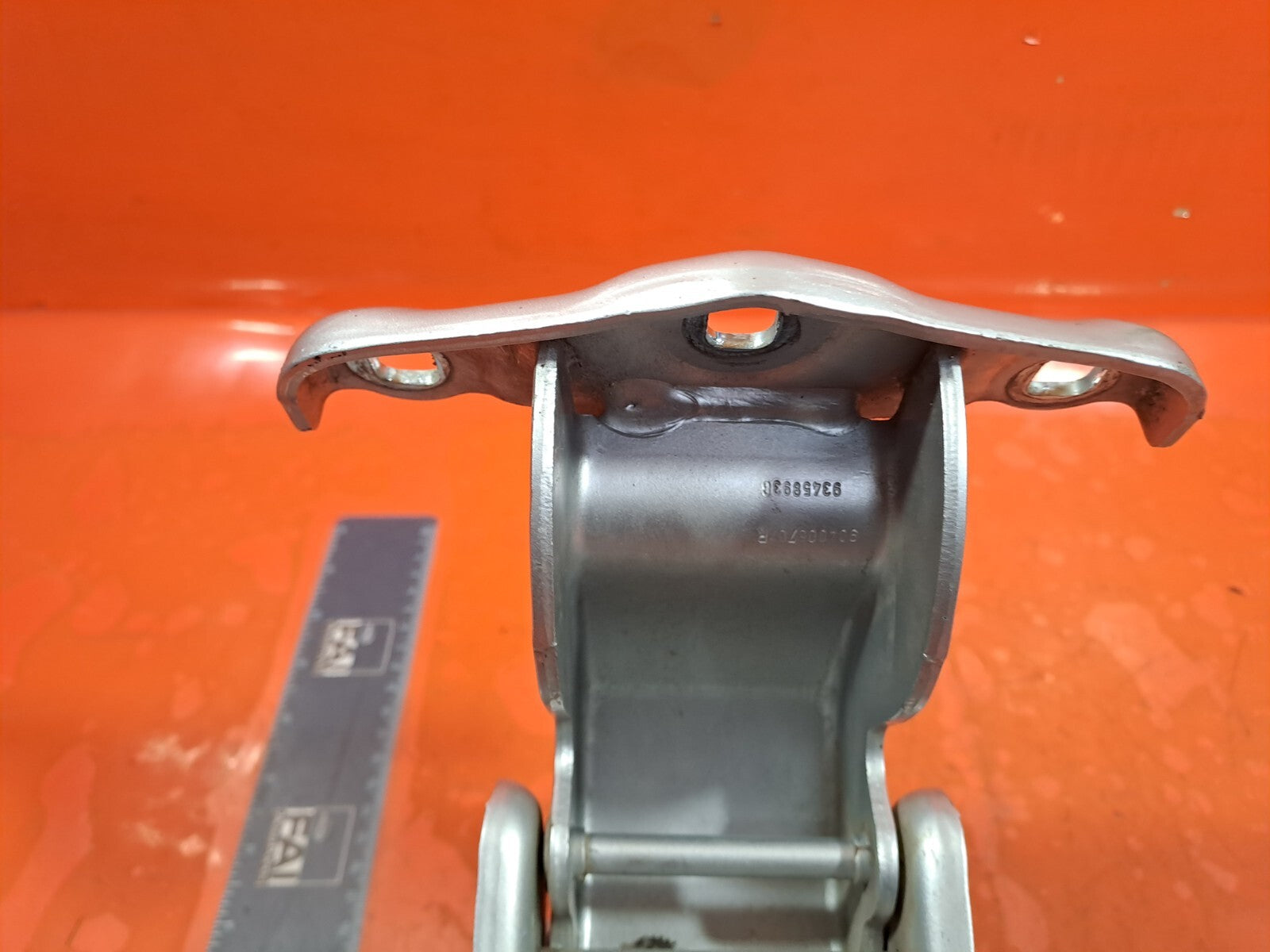 ✅Renault Trafic III 2016 1.6 Diesel REAR LEFT UPPER DOOR HINGE 90400670R A256 - Image 5