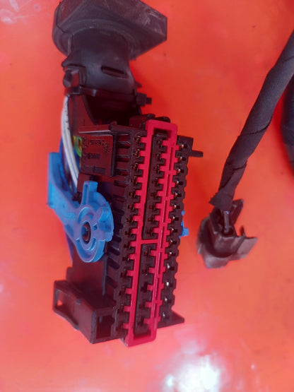 ebay-src:https://i.ebayimg.com/00/s/mtywmfgxmjaw/z/cmqaaeswkkjqqs89/$_57.jpg