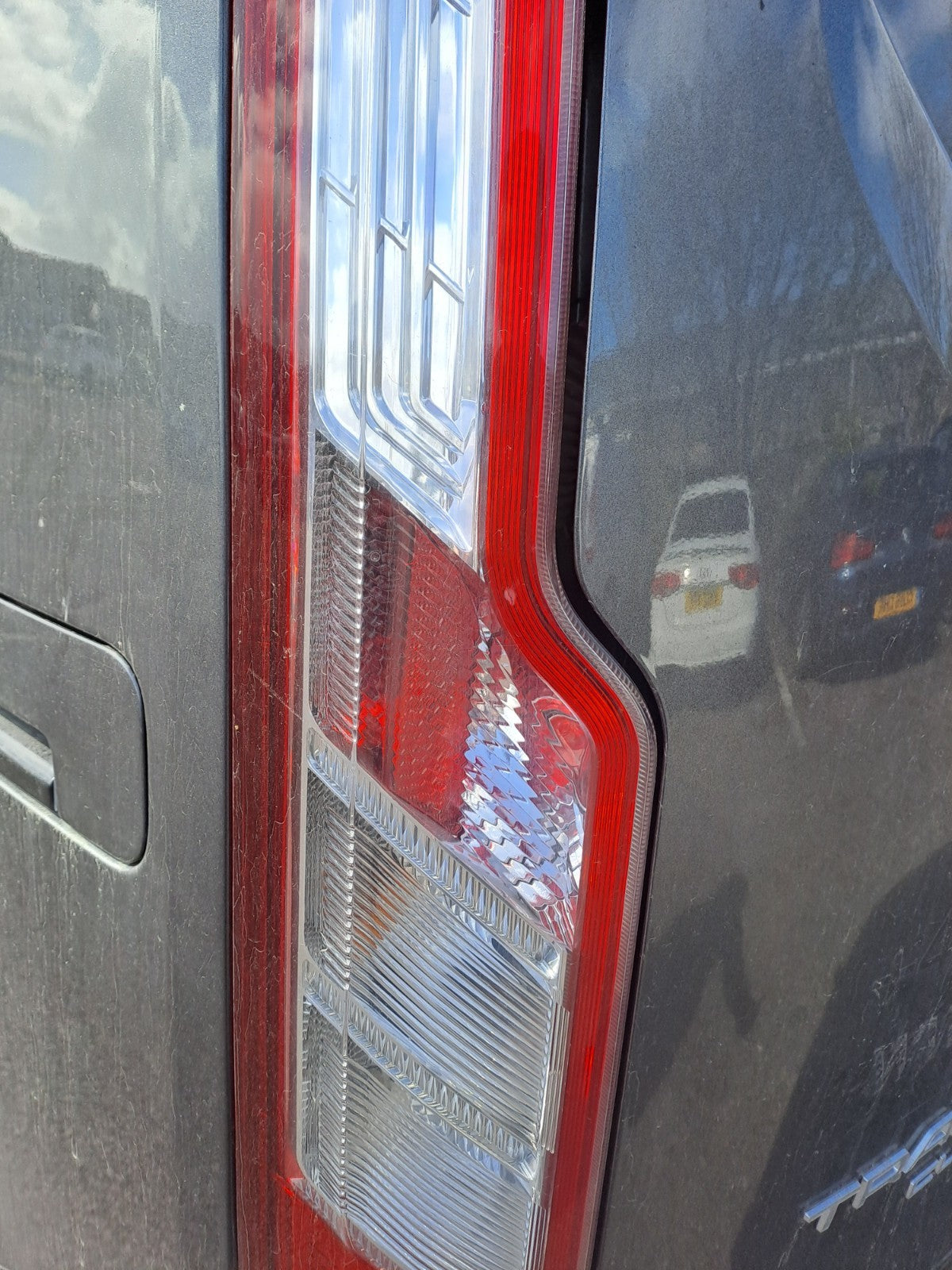 ✅2021 Ford Transit Custom Rear Left Tail Light BK21-13405-AJ + Warranty A372 - Image 4