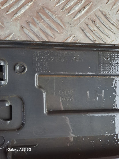 ✅Land Rover Discovery Sport Se Tech Td4 2.0 D 2016 FRONT LEFT DOOR MOULDING A111 - Image 12