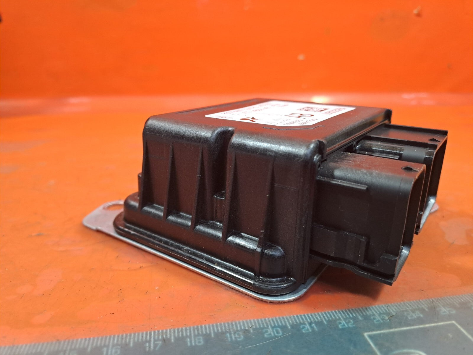 ebay-src:https://i.ebayimg.com/00/s/mtiwmfgxnjaw/z/lz0aaoswgutnyzjk/$_57.jpg