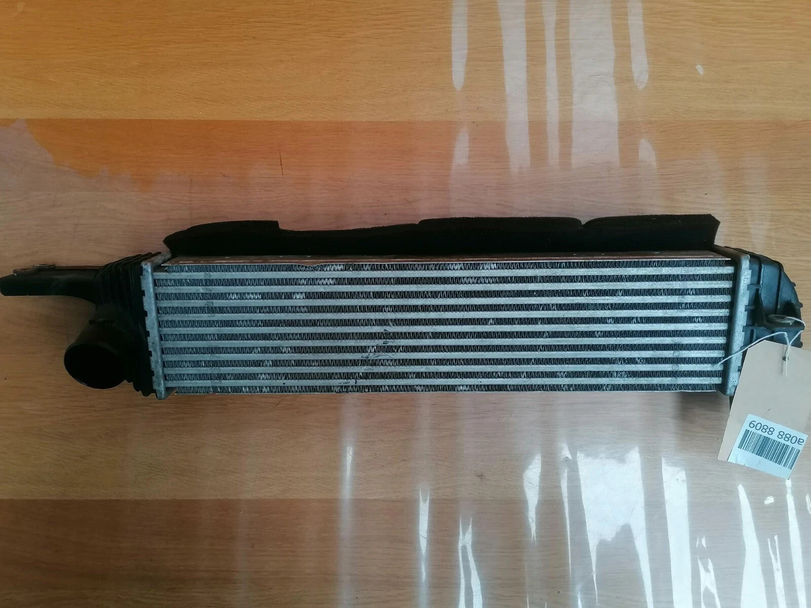 ebay-src:https://i.ebayimg.com/00/s/mtiwmfgxnjaw/z/a5uaaesw0lvqdbr0/$_57.jpg