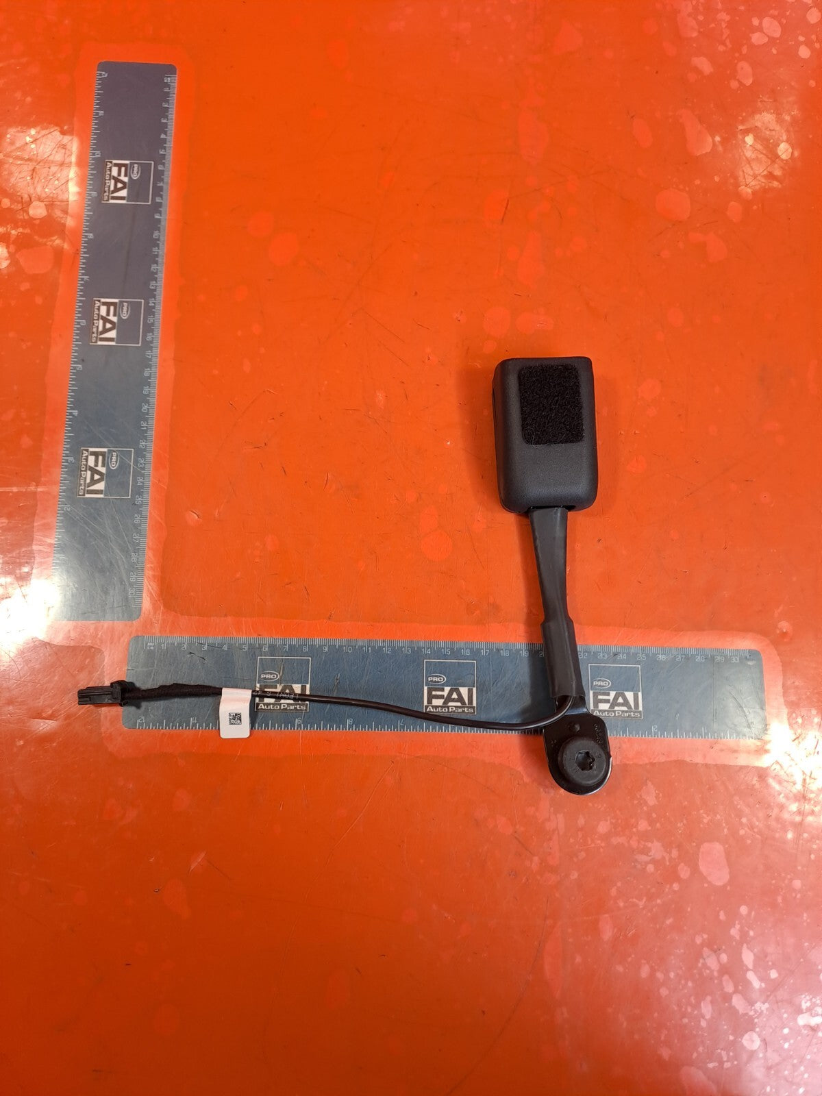 ✅TESLA Model 3 Long 2024 Front Right Belt Buckle 1857775-C1-B Warranty A207 - Image 1
