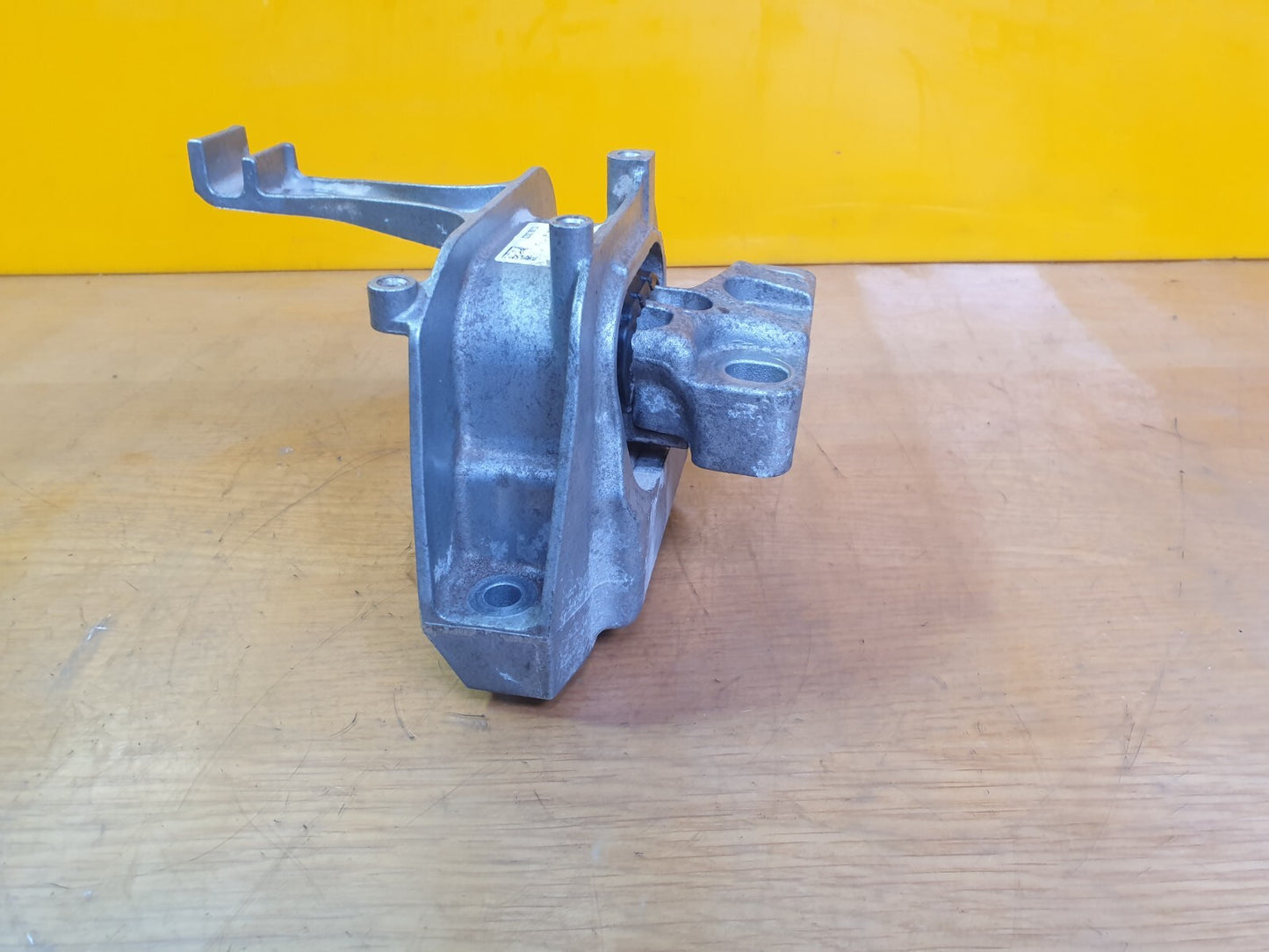 ebay-src:https://i.ebayimg.com/00/s/mtiwmfgxnjaw/z/0esaaoswxgjmby8m/$_57.jpg