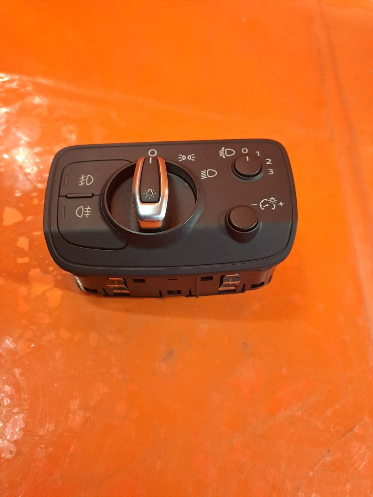 ebay-src:https://i.ebayimg.com/00/s/mtywmfgxmjaw/z/y-iaaesw12bpacc7/$_57.jpg