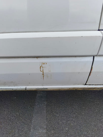 ✅Ford Tourneo Custom 2.2 Diesel 2015 Front Left Door Bare White Scratches A377 - Image 4