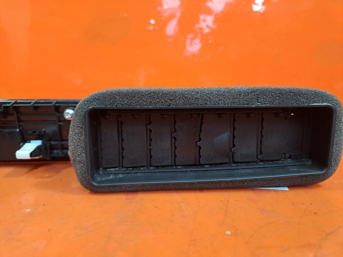 HYUNDAI IONIQ 5 2024 DASHBOARD AIR VENT 97490-GI900 Warranty A226 - Image 10
