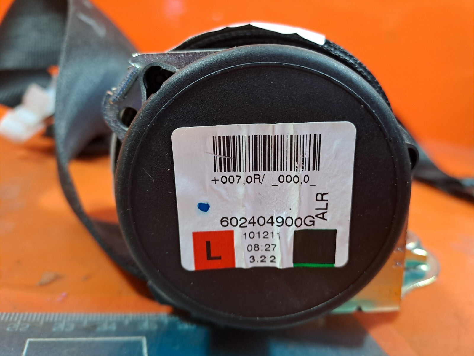 ✅2011 LAND ROVER DISCOVERY 4 L319 3.0D REAR LEFT SEAT BELT 8H22-F611B69-ABW 239 - Image 6