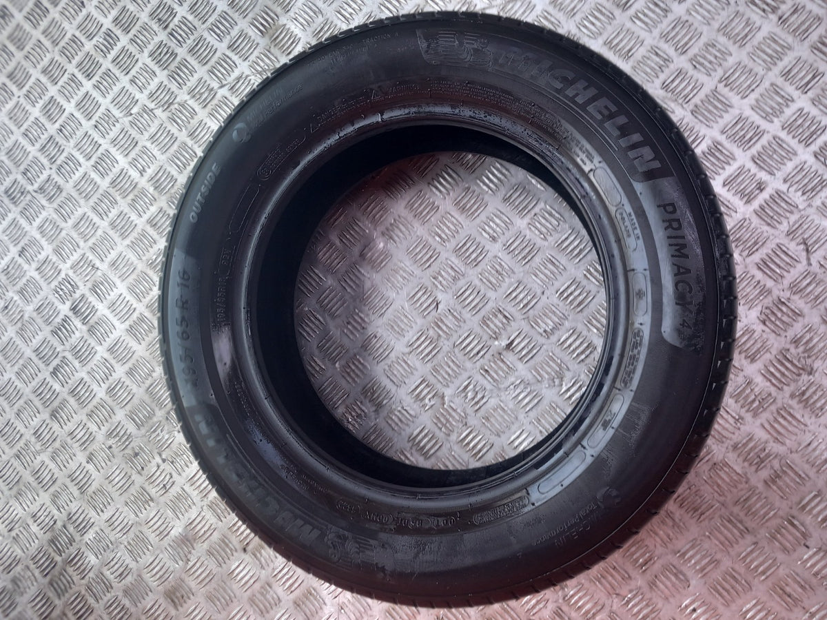 Michelin Primacy 4 Tyre 195/65 R16 3.71 mm Warranty xAA - Image 8