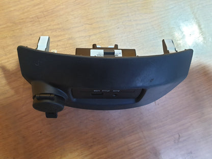 ✅KIA SOUL MK1 1.6 DIESEL 2009 AUX USB PORT 96120 2K000 Warranty A099 - Image 12