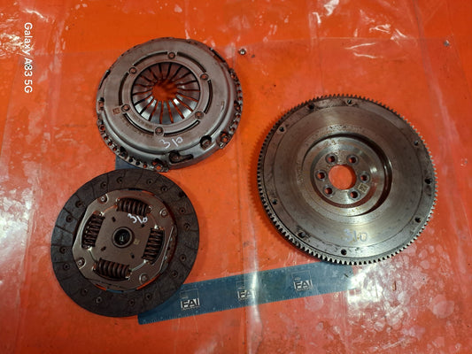 ✅2024 VW POLO LIFE MANUAL DUAL MASS FLYWHEEL 04C141025P + WARRANTY A310 - Image 1
