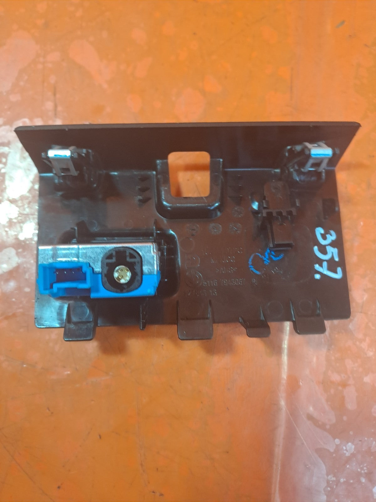 ✅BMW G20 320I M SPORT 2.0 PETROL 2021 CENTRE CONSOLE USB SOCKET PORT 7943067 - Image 10