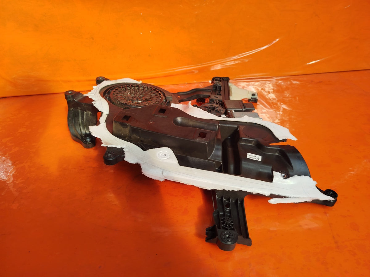 ebay-src:https://i.ebayimg.com/00/s/mtiwmfgxnjaw/z/bpsaaeswif5qtyqq/$_57.jpg