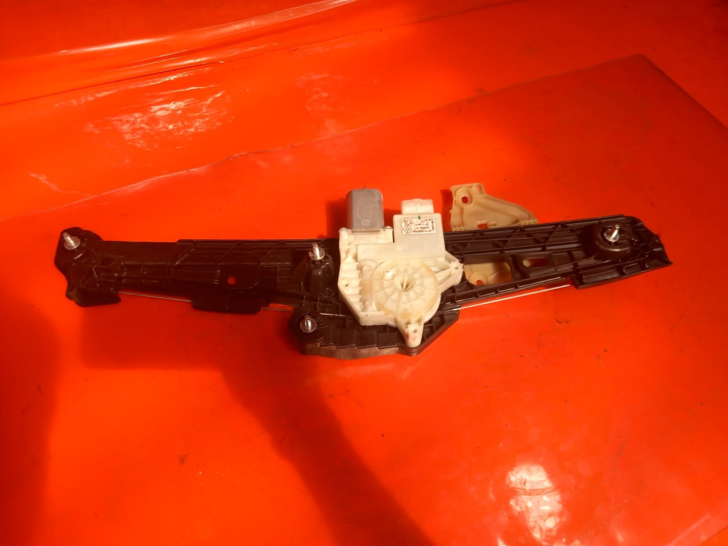 Renault Captur 1.6 Petrol 2023 Front Right Door Window Regulator 807203293R A392 - Image 9