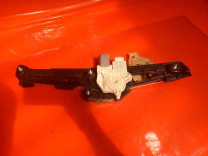 Renault Captur 1.6 Petrol 2023 Front Right Door Window Regulator 807203293R A392 - Image 9