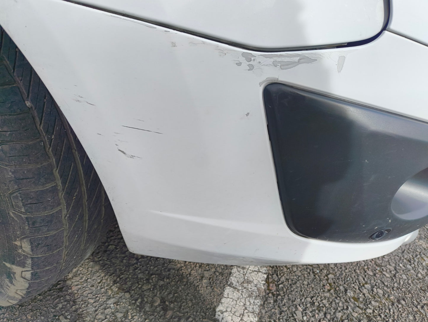 ✅Ford Tourneo Custom 2.2 Diesel 2015 Front Bumper Bare White Scratches A377 - Image 6