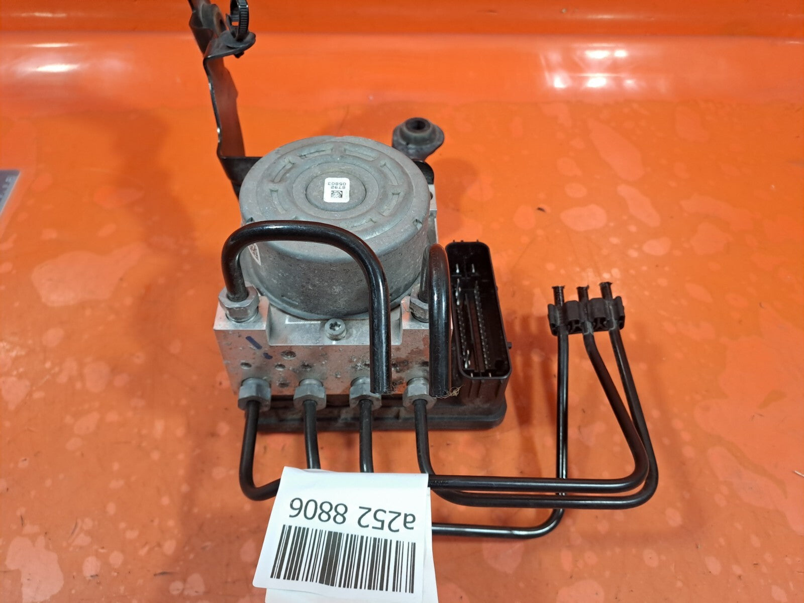 ebay-src:https://i.ebayimg.com/00/s/mtiwmfgxnjaw/z/ilqaaosw-whnxfch/$_57.jpg