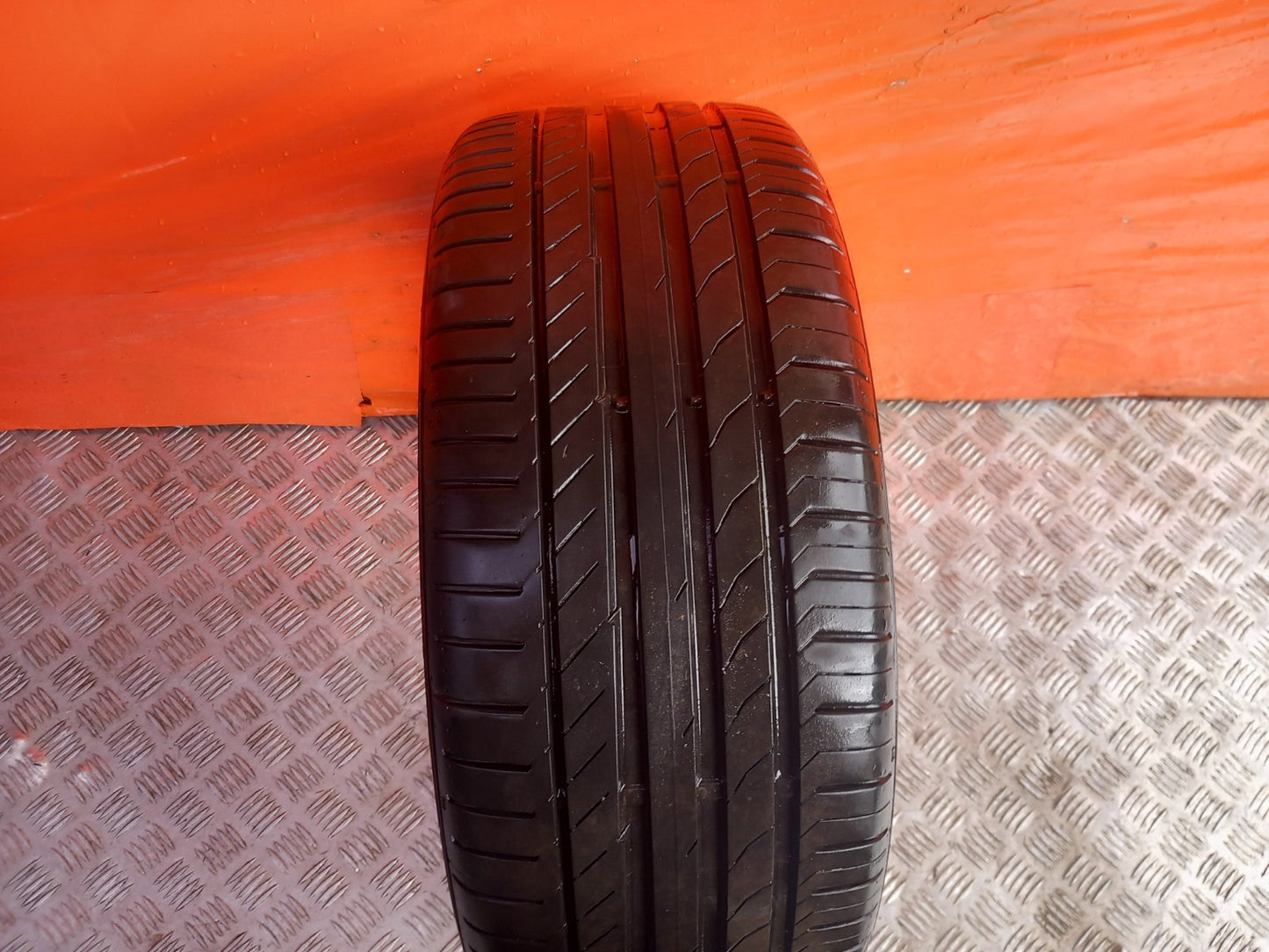 Continental Tyre 6.35 mm 225/45 R17 Warranty xAA - Image 6