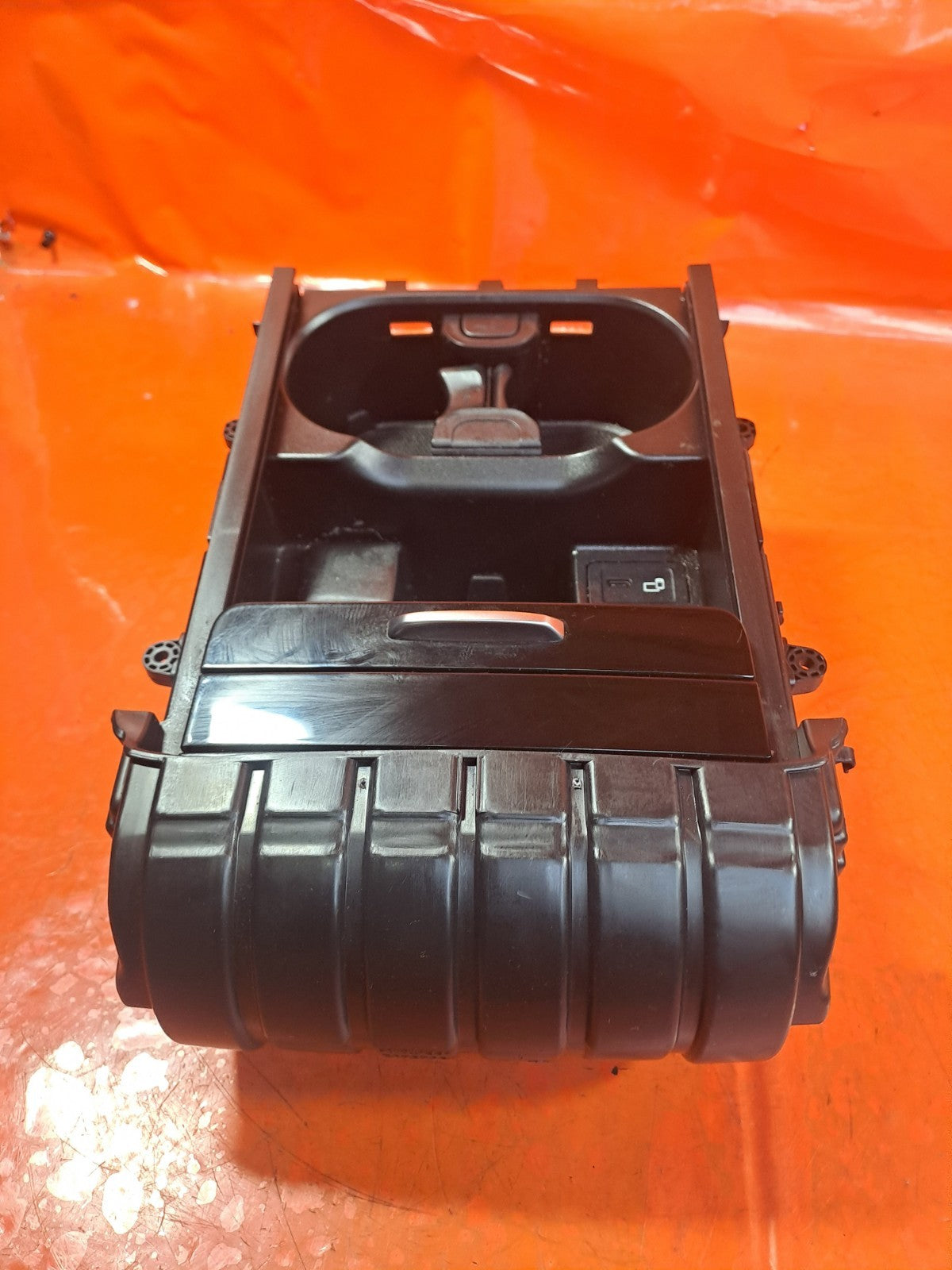 ✅MERCEDES A180D W177 1.5 DIESEL 2019 CUP HOLDER CENTER CONSOLE A1776805701 A347 - Image 7