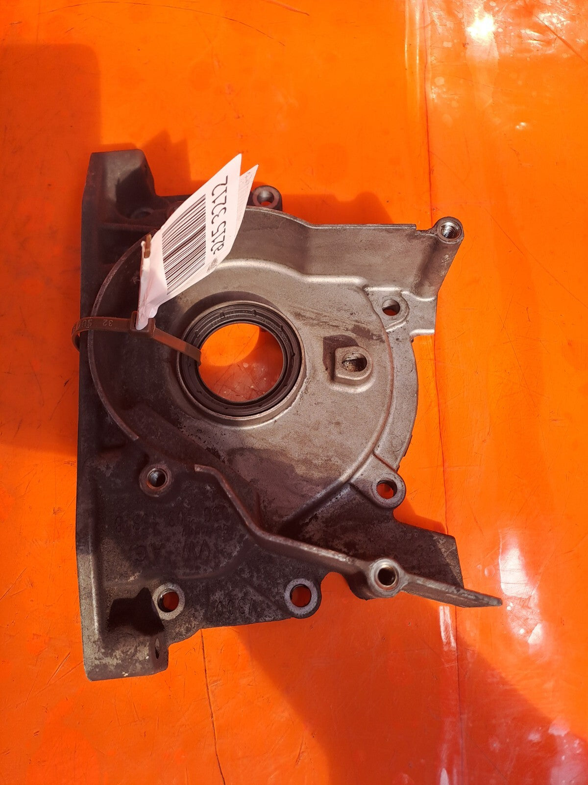 ✅Volkswagen Transporter T30 Hline 180 2.0 Diesel 2015 CRANKSHAFT SEAL COVER - Image 8