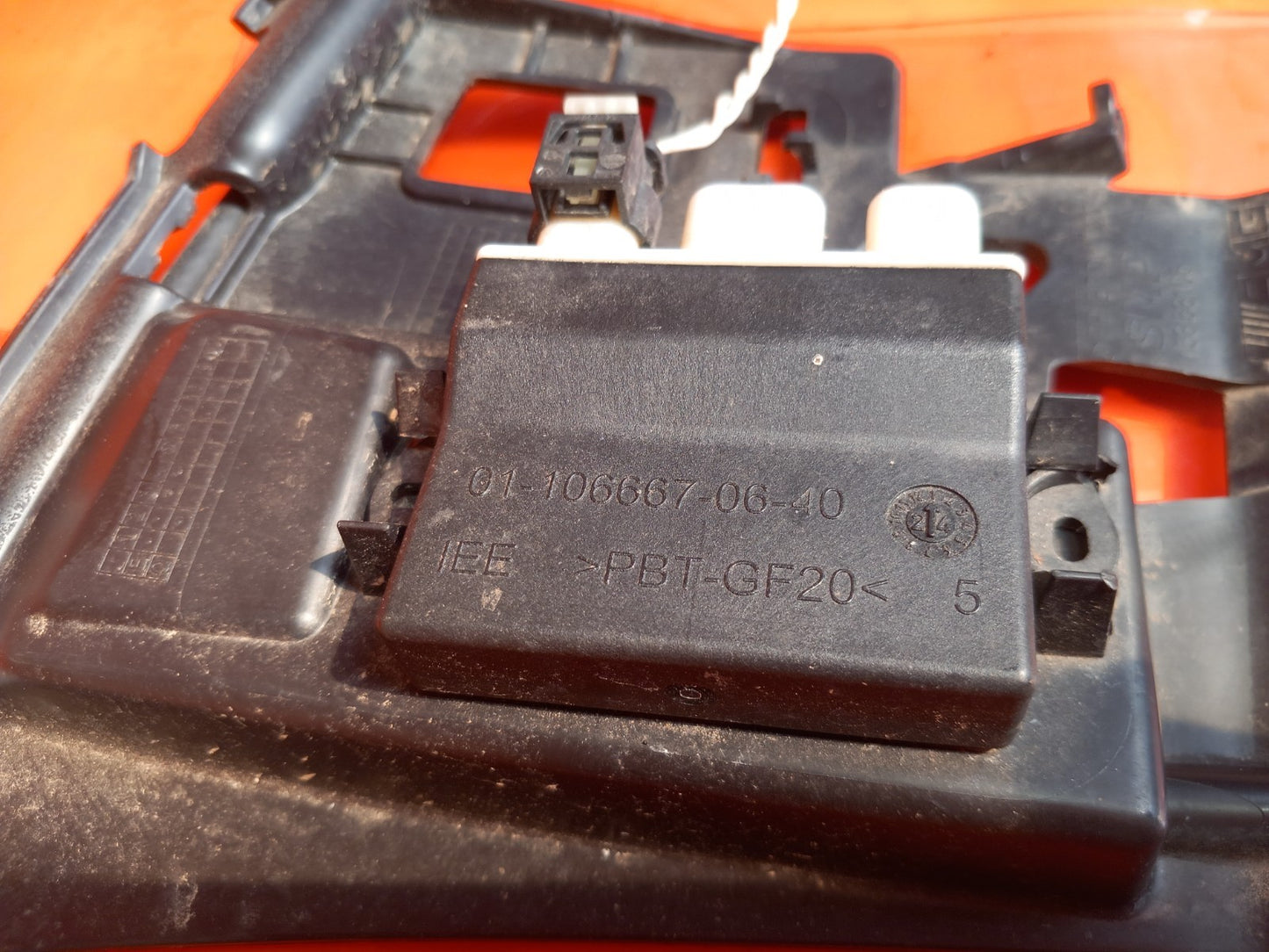 2025 Mercedes GLE W167 AMG Tailgate Control Unit with Trim A1678852112 A397 - Image 2