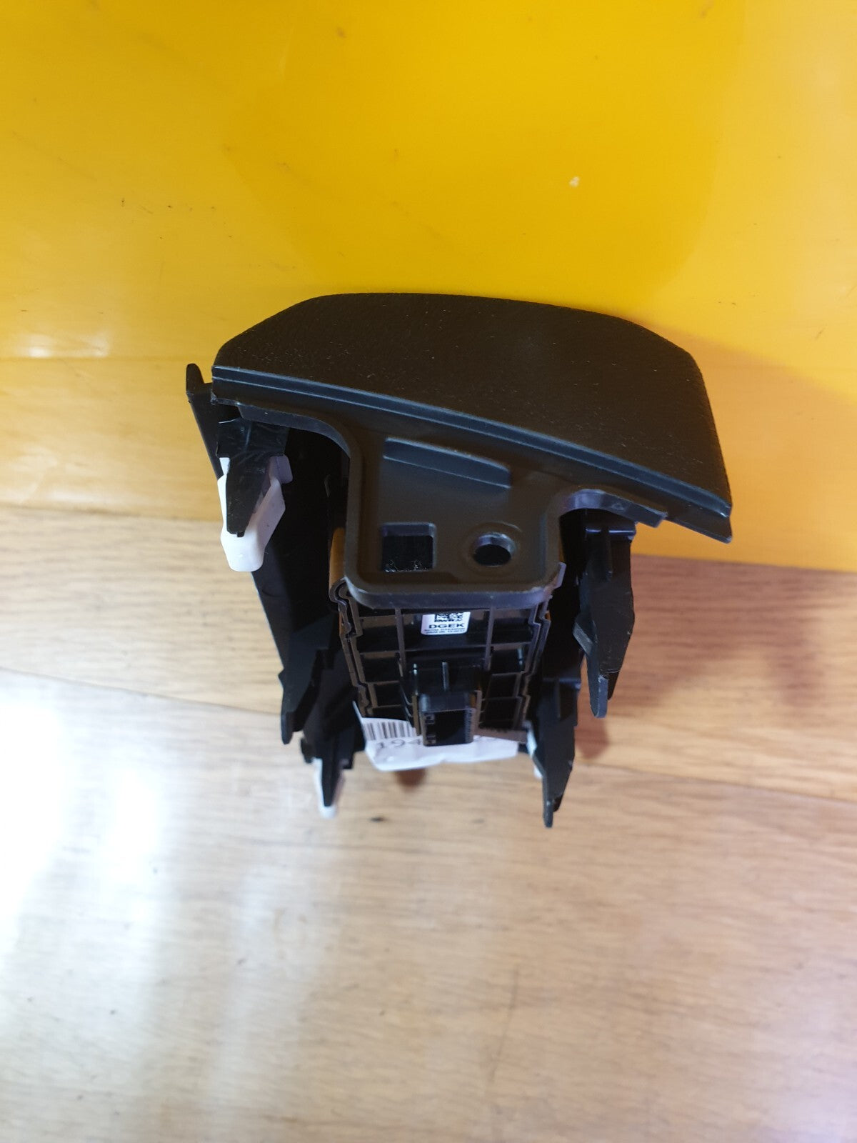 ebay-src:https://i.ebayimg.com/00/s/mtywmfgxmjaw/z/8ieaaoswgbpmjzta/$_57.jpg