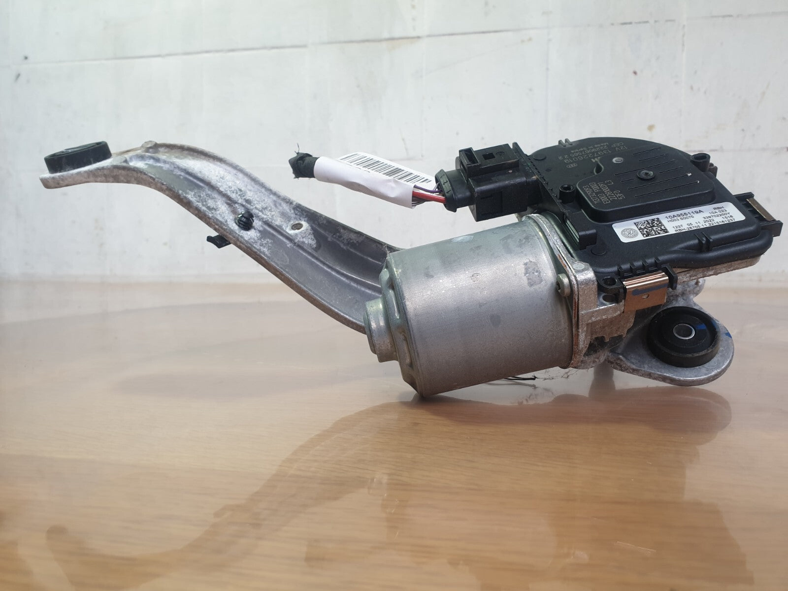 ebay-src:https://i.ebayimg.com/00/s/mtiwmfgxnjaw/z/flsaaoswih5mtzi2/$_57.jpg
